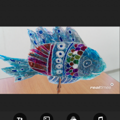 「RealTimes - ムービー自動作成」写真や動画を自動でコラージュ！自分で整理してまとめる手間が省ける！のサムネイル