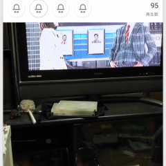 「Charlie」：3秒動画が4つ集まると・・・　新感覚のSNSアプリのサムネイル