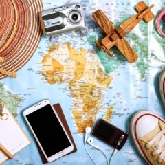 キャンプに海水浴に山登り…夏のアウトドアで役立つアプリをご紹介！のサムネイル